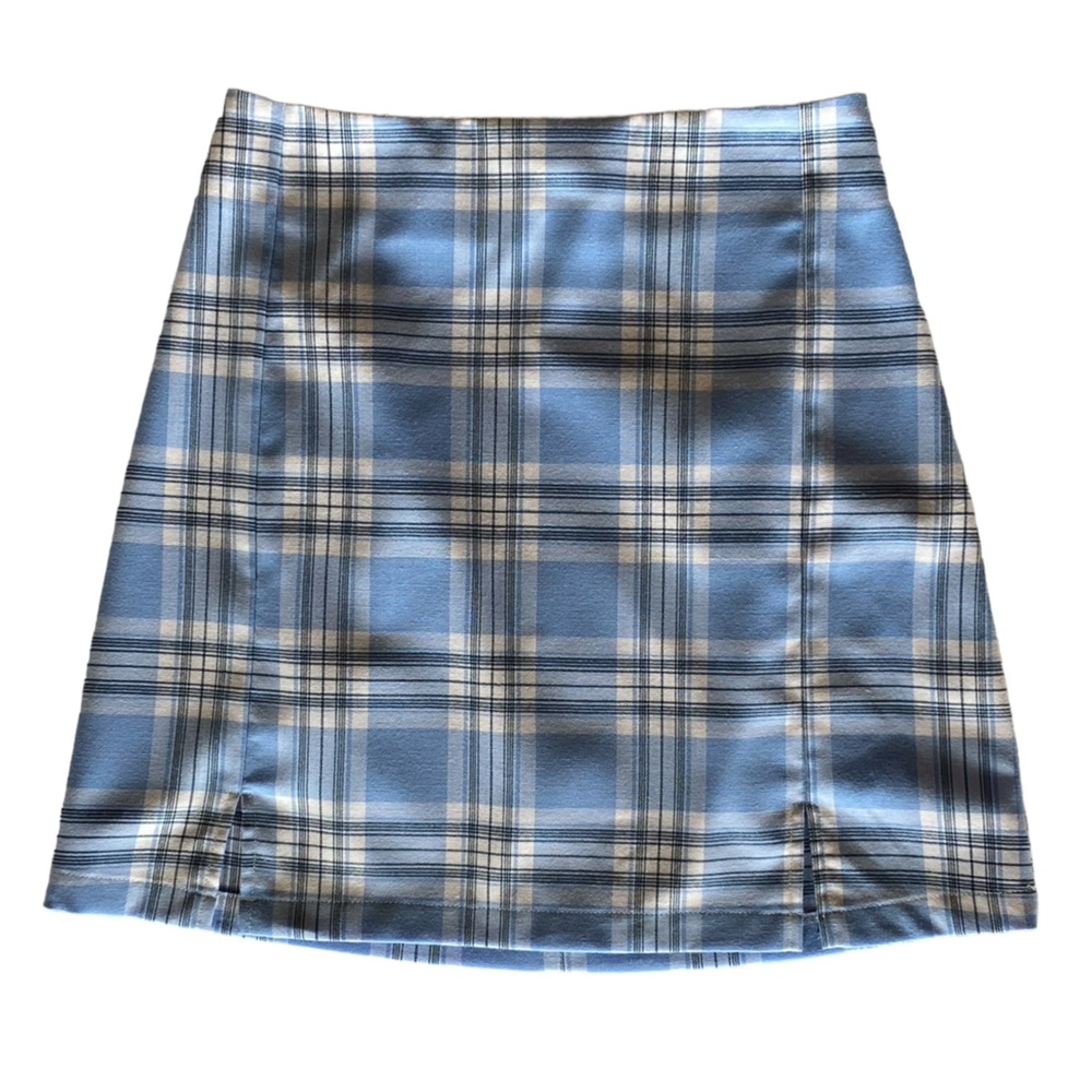 Brandy & Melville Blue Plaid Mini Skirt Slit’s. Measurements Great Condition!